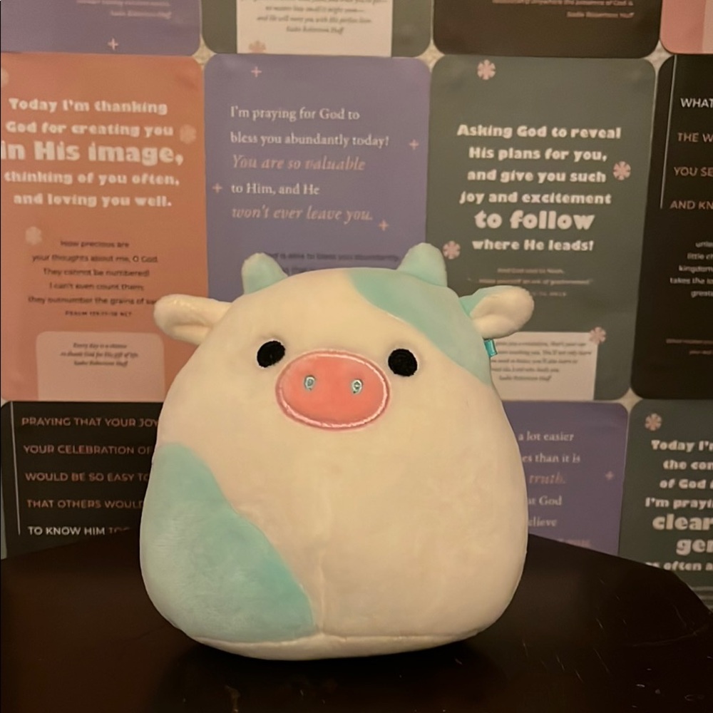 Belana the cow squishmallow!
